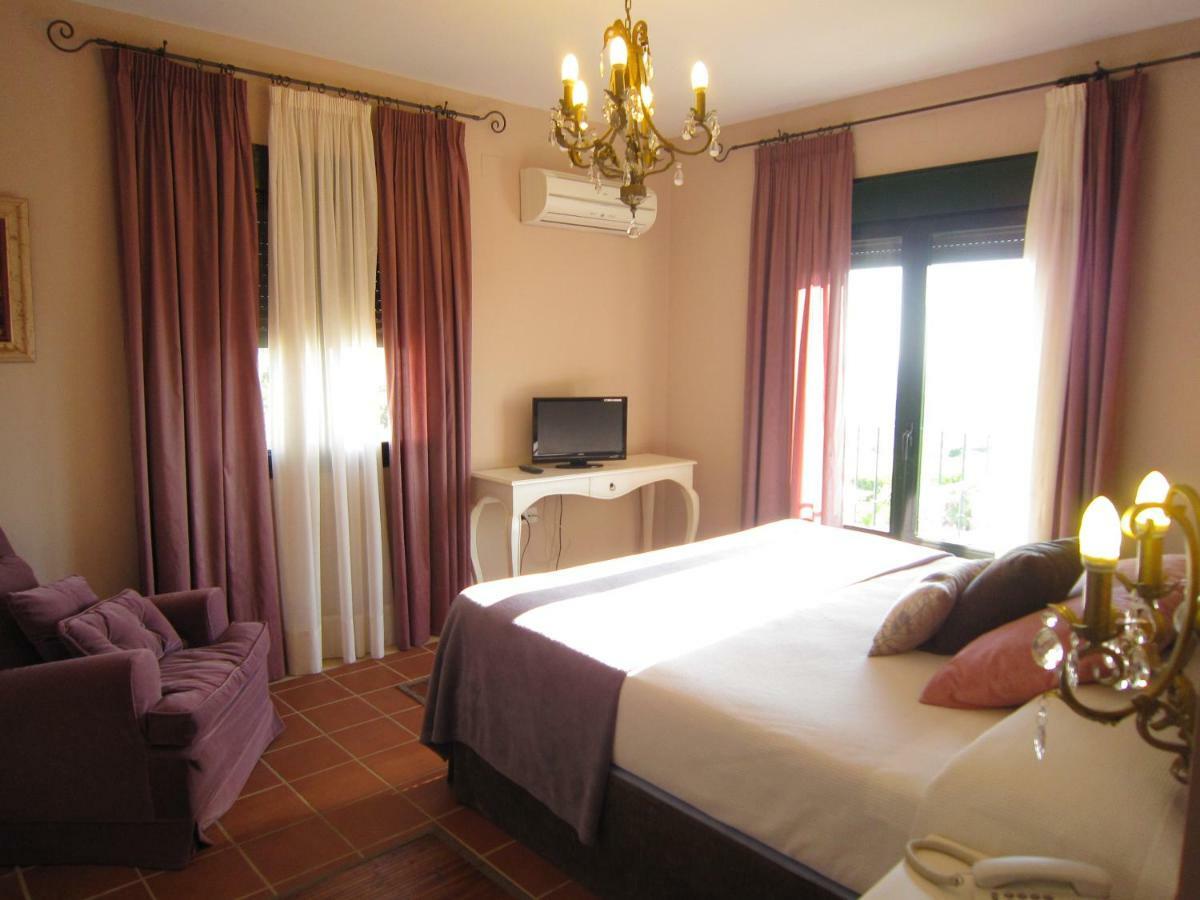 Hotel Sindhura เวเฮร์ เด ลา ฟรอนเตรา ภายนอก รูปภาพ